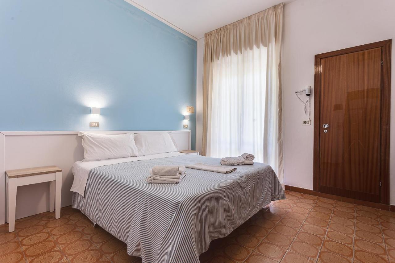 Piccolo Hotel Kursaal Cesenatico Kültér fotó