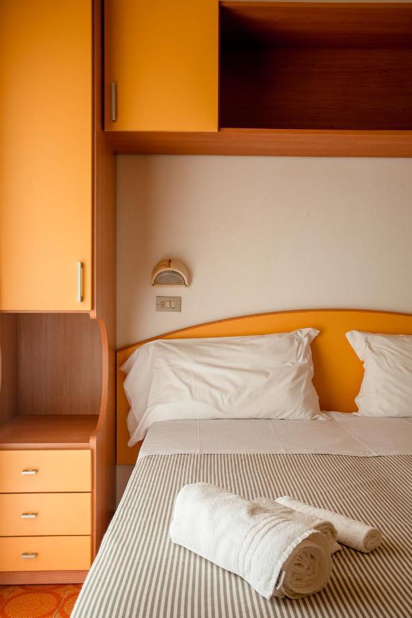 Piccolo Hotel Kursaal Cesenatico Kültér fotó
